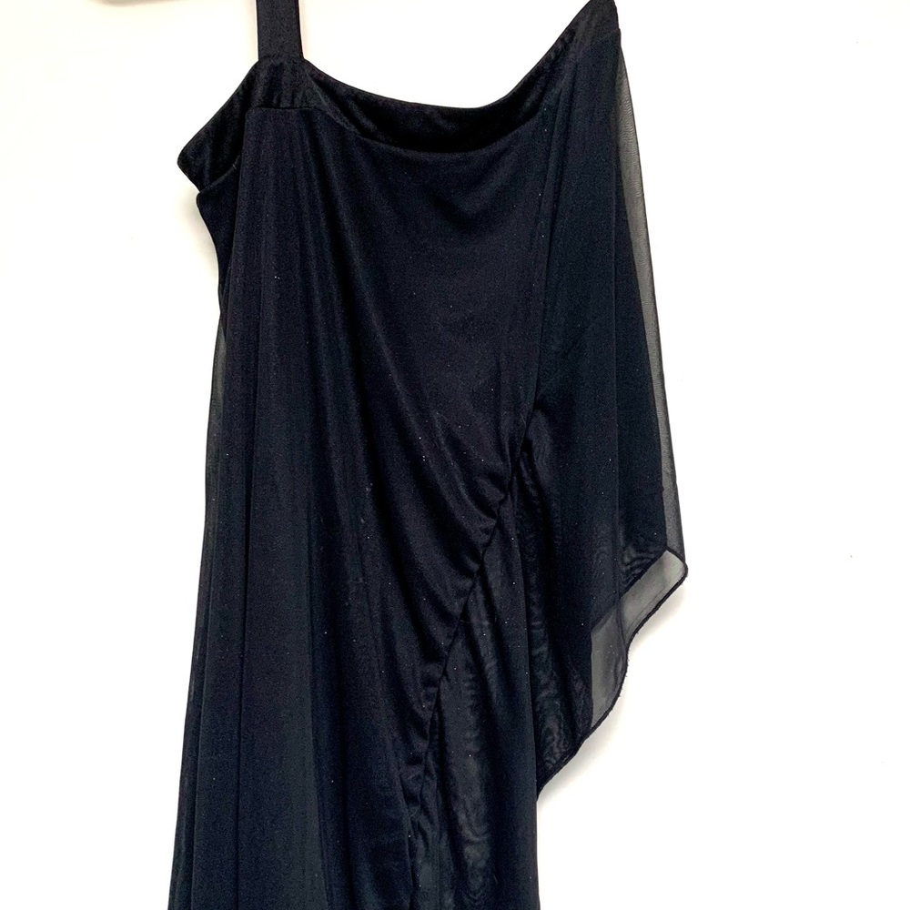 LE CHATEAU BLACK DRESS WITH ADJUSTABLE STRING